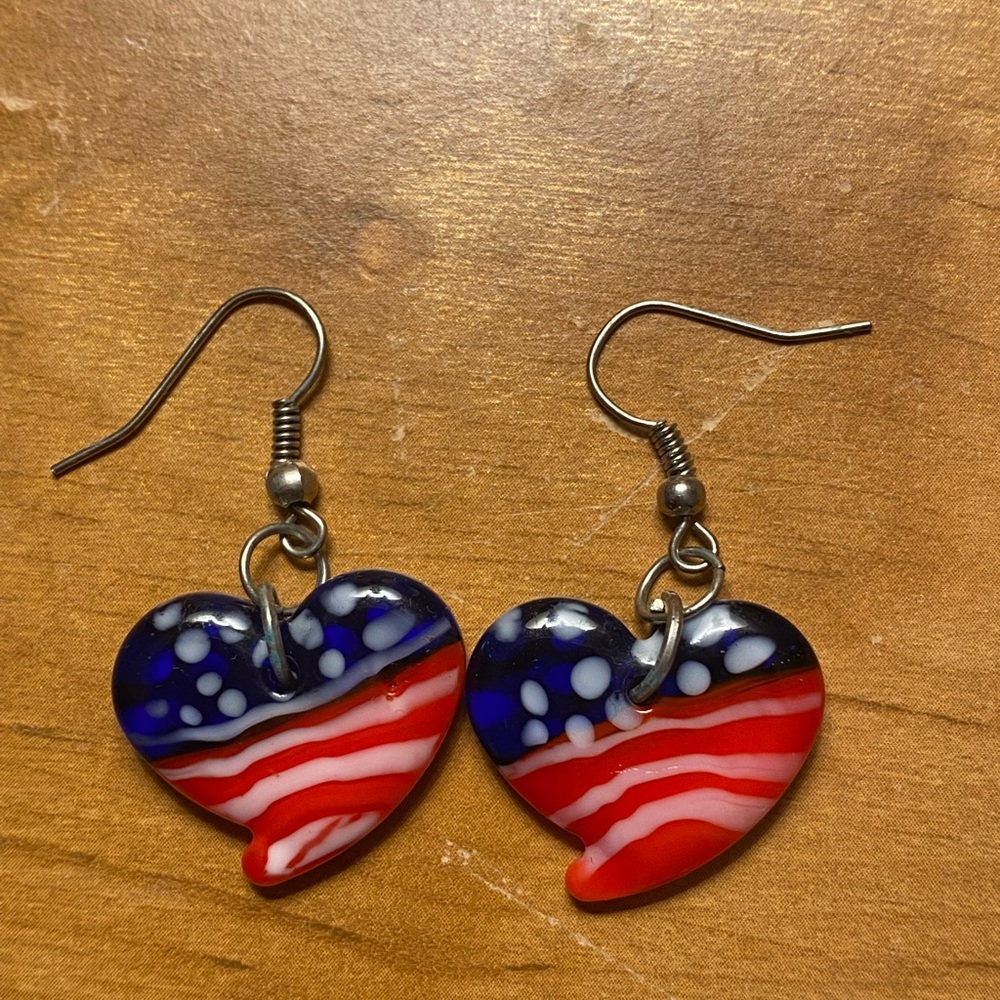 Cute vintage U.S style dangly earrings